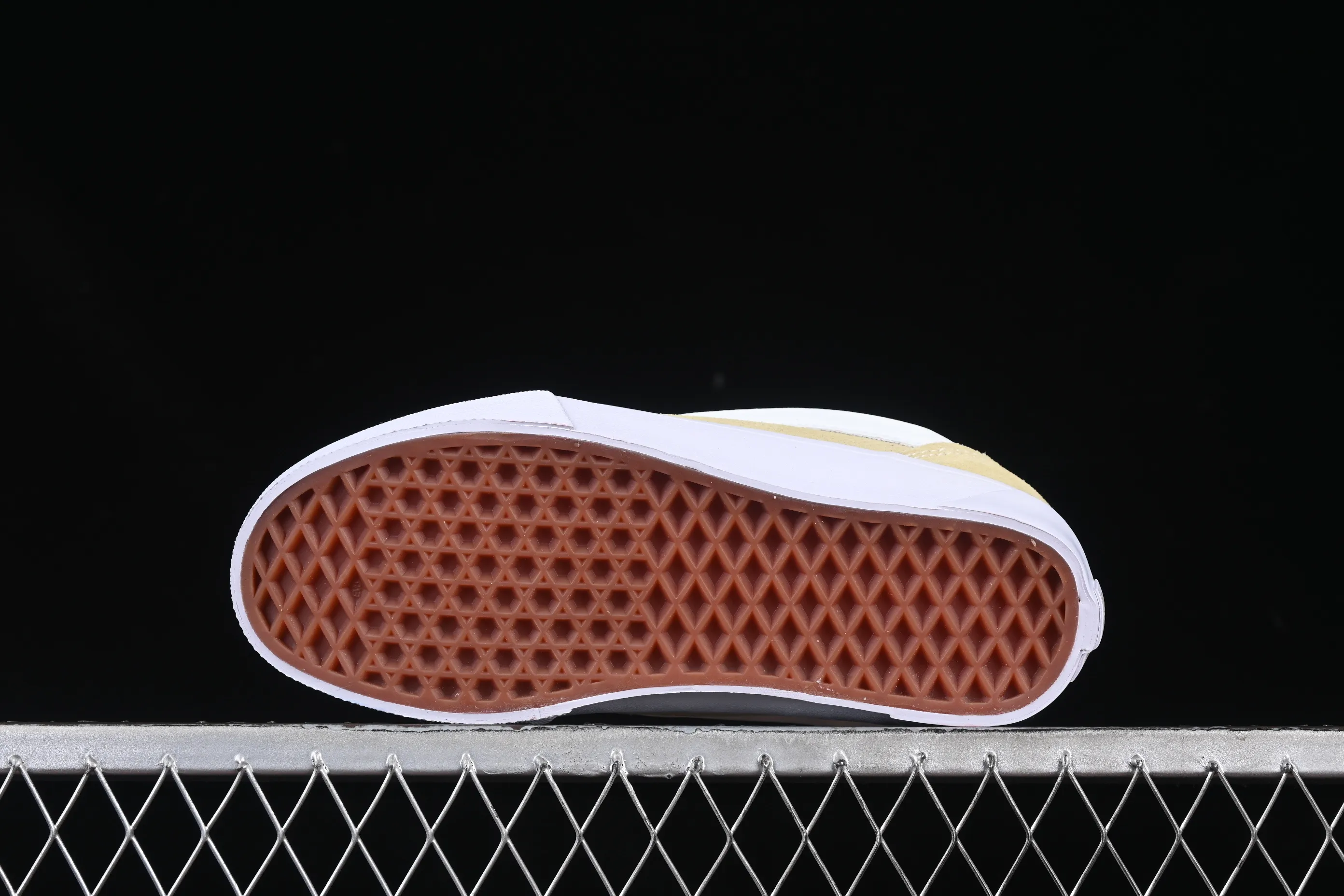 All categories Vans Vans series Vans Low Vans low-top Vans Knu Skool Vans low-top retro casual fat bread shoes VN000CRPD3Z